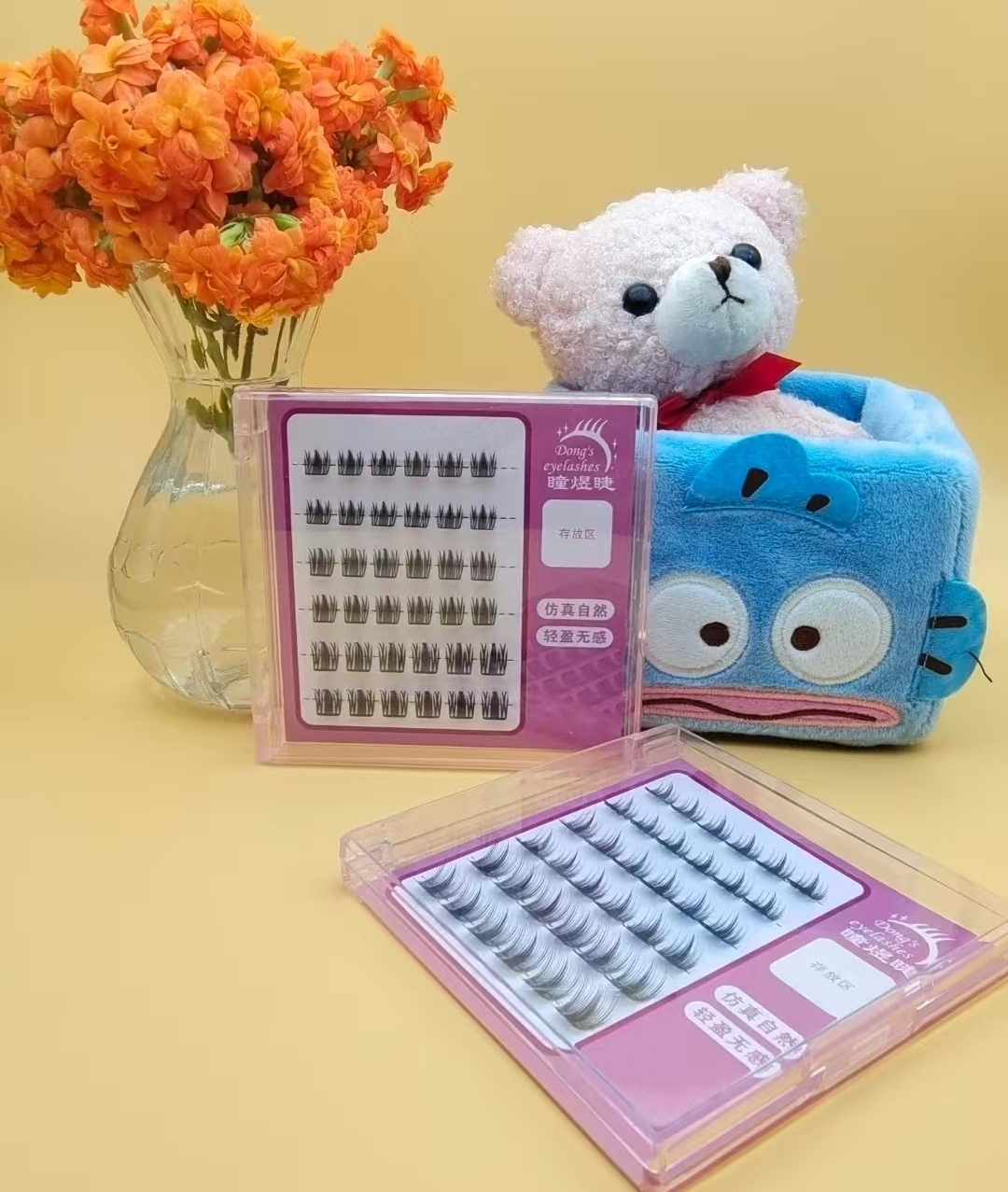 မျက်တောင်အလုံးလိုက်များနှင့် DIY Self-adhesive Lashes များဖြင့် သင့်အသွင်အပြင်ကို တောက်ပစေပါသည်။