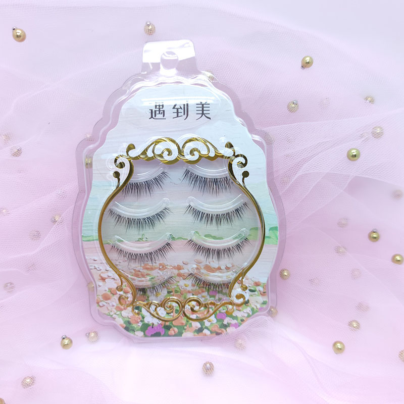 3D Faux Mink Lashes 4 Pairs ကြည်လင်ပြတ်သားသော တီးဝိုင်းအသံအတိုးအကျယ် ပေါင်းစပ်ဖန်တီးထားသော မျက်တောင်များ